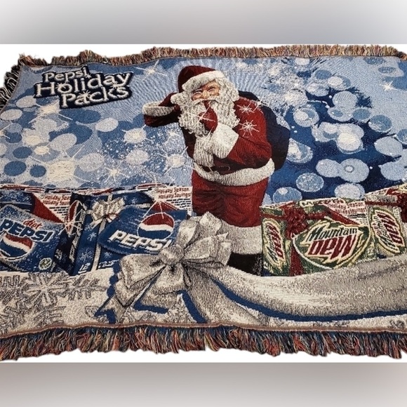 The Northwest Company Pepsi Holiday Packs Throw Blanket - Picture 1 of 3